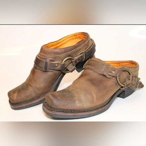 Sale Frye USA Made Womens 8m distressed Leather Belted Harness Western Mules - Picture 7 of 10